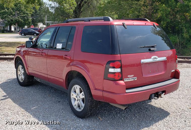 image for item DF2404 2008 Ford Explorer SUV