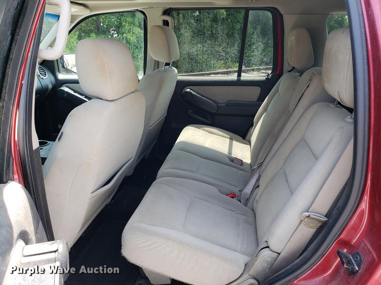 image for item DF2404 2008 Ford Explorer SUV