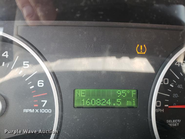 image for item DF2404 2008 Ford Explorer SUV