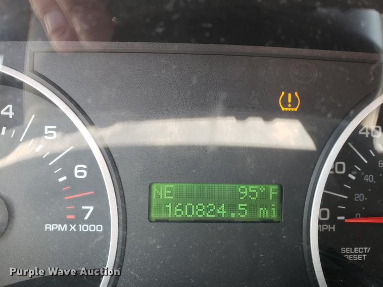 image for item DF2404 2008 Ford Explorer SUV