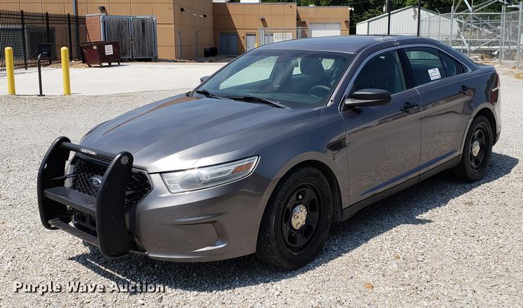 image for item DF2405 2013 Ford Taurus Police