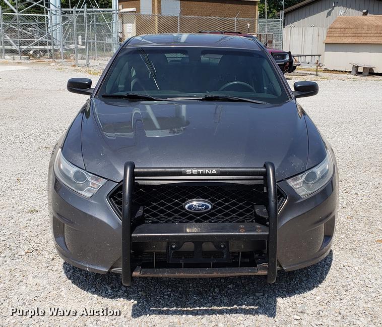 image for item DF2405 2013 Ford Taurus Police