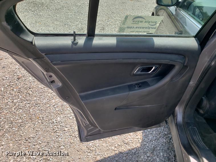 image for item DF2405 2013 Ford Taurus Police