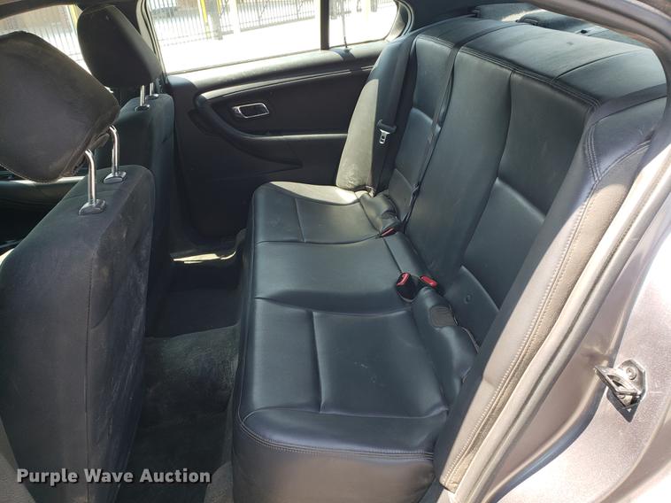 image for item DF2405 2013 Ford Taurus Police