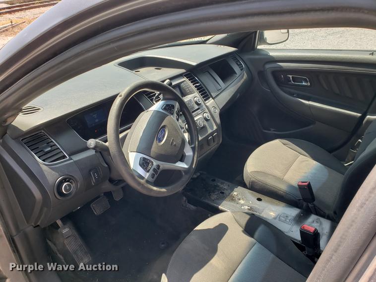 image for item DF2405 2013 Ford Taurus Police