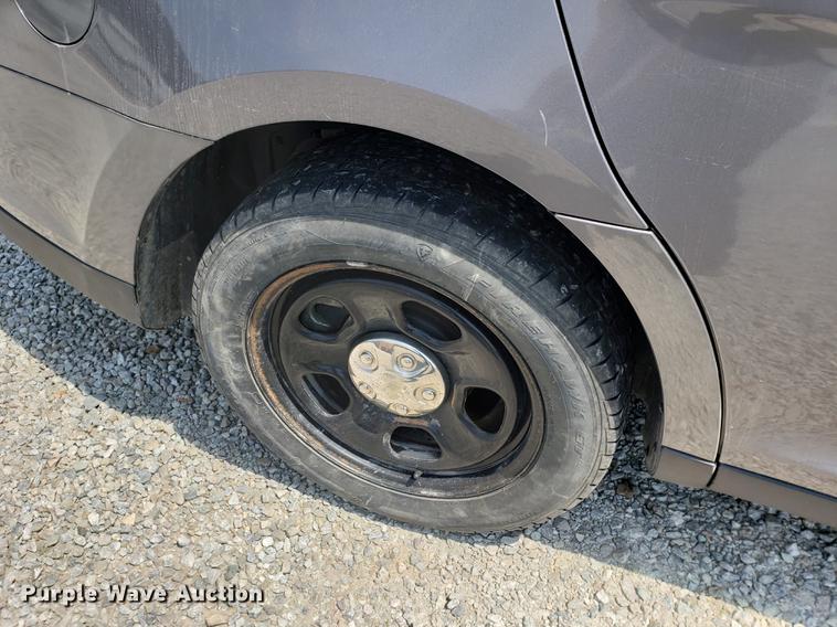 image for item DF2405 2013 Ford Taurus Police