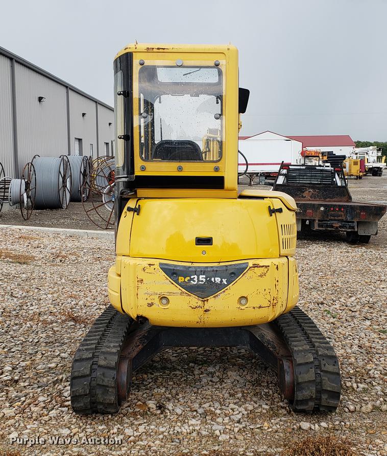 image for item DF2406 2003 Komatsu PC35MR mini excavator