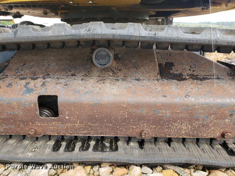 image for item DF2406 2003 Komatsu PC35MR mini excavator