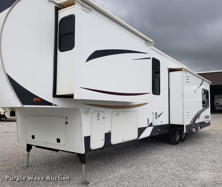 image for item DF2415 2013 Forest River Sandpiper camper