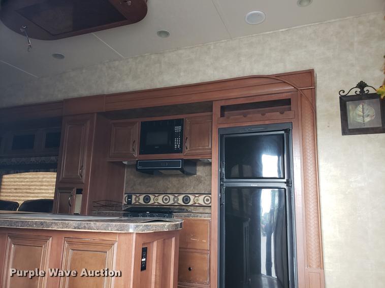 image for item DF2415 2013 Forest River Sandpiper camper