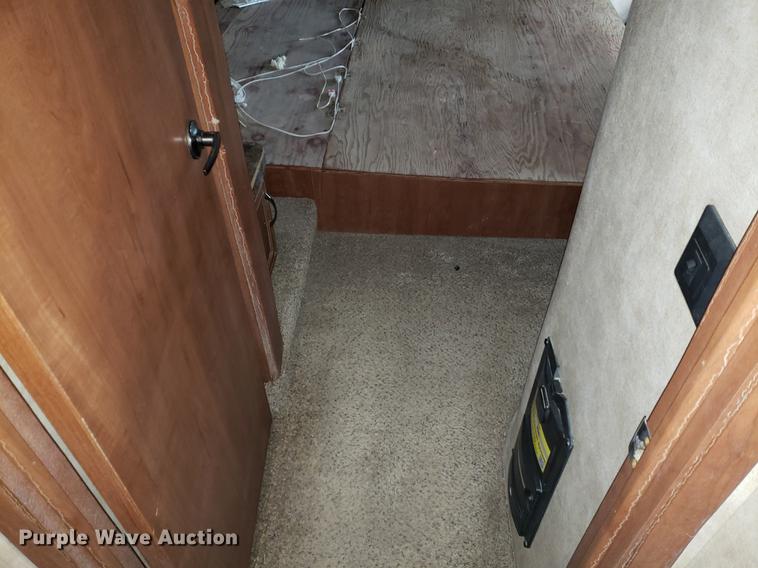 image for item DF2415 2013 Forest River Sandpiper camper