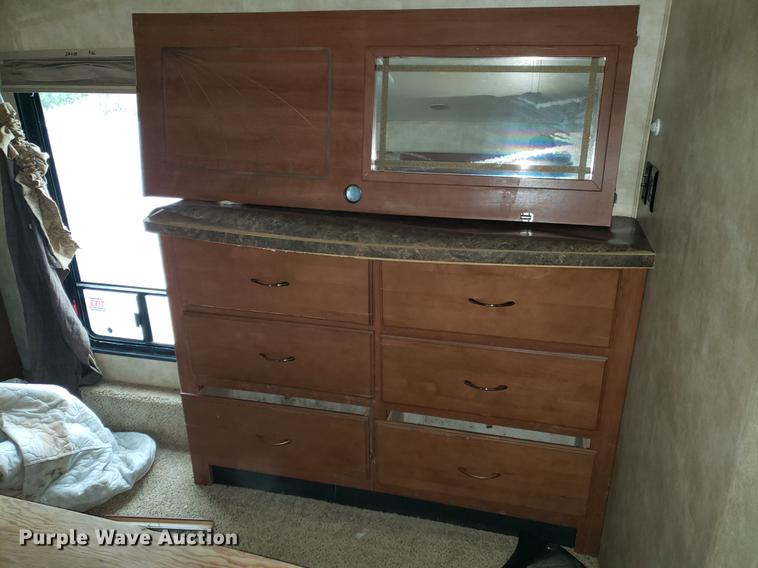 image for item DF2415 2013 Forest River Sandpiper camper