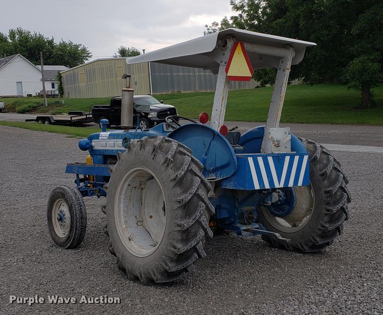 image for item DF2417 Ford 3000 tractor