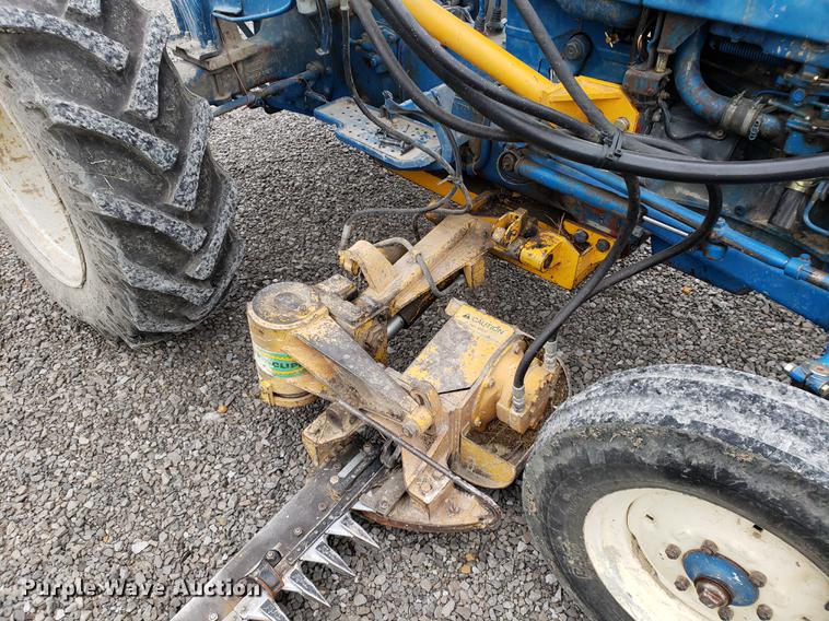 image for item DF2417 Ford 3000 tractor