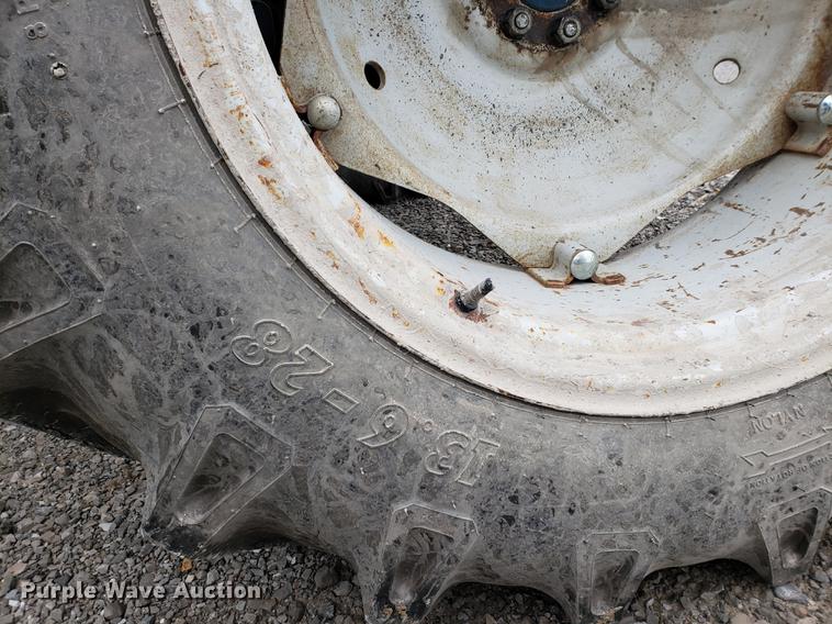 image for item DF2417 Ford 3000 tractor