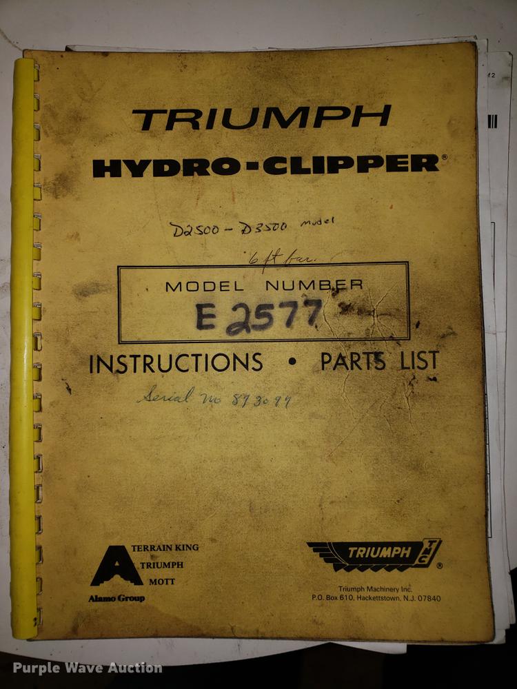 image for item DF2417 Ford 3000 tractor