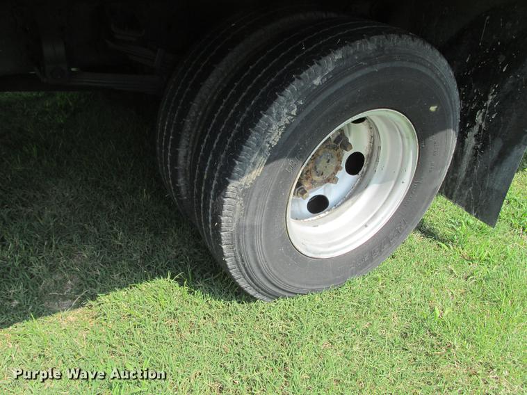 image for item DF3281 1996 Mitsubishi Fuso FE-SP box truck