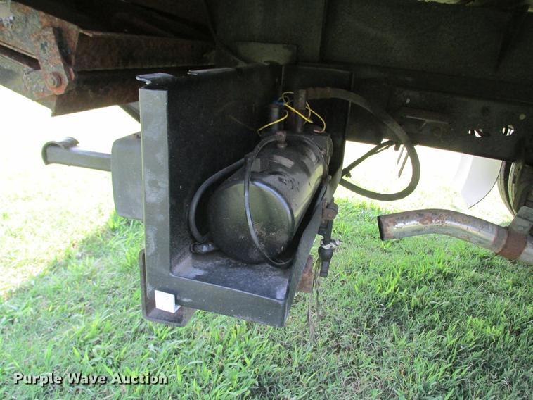 image for item DF3281 1996 Mitsubishi Fuso FE-SP box truck