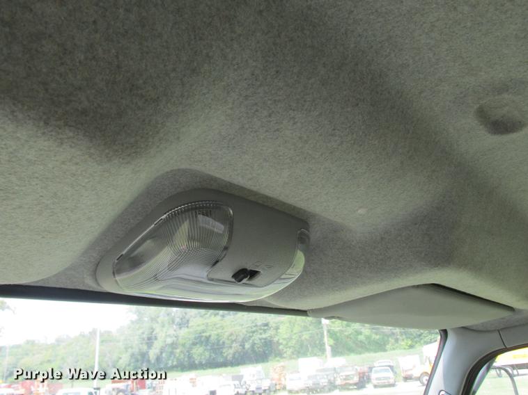 image for item DF3281 1996 Mitsubishi Fuso FE-SP box truck