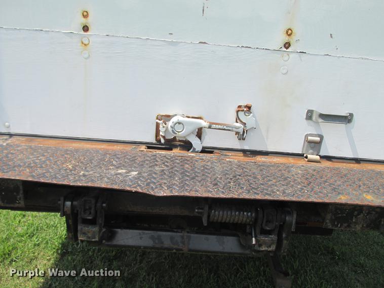 image for item DF3281 1996 Mitsubishi Fuso FE-SP box truck