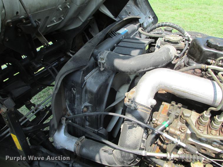 image for item DF3281 1996 Mitsubishi Fuso FE-SP box truck