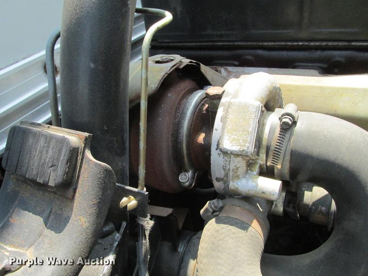 image for item DF3281 1996 Mitsubishi Fuso FE-SP box truck