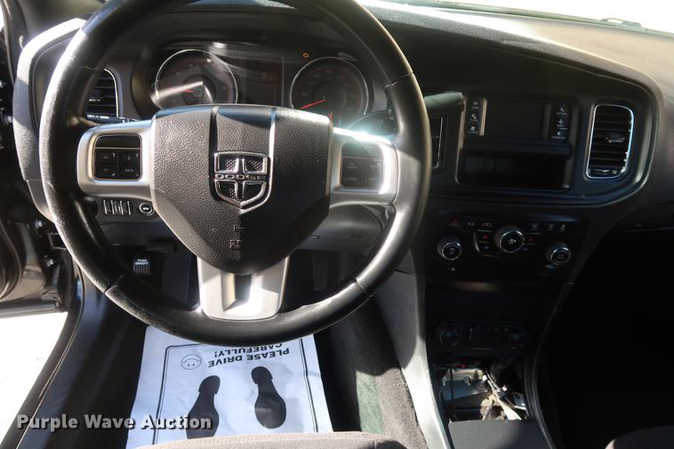 image for item DF3513 2014 Dodge Charger Police