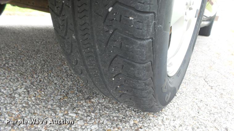 image for item DF4320 2006 Ford Taurus