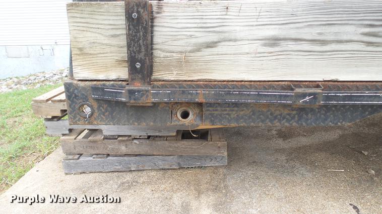 image for item DM9893 2004 Maxwell flatbed