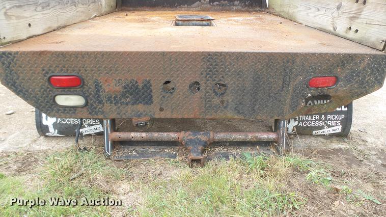 image for item DM9893 2004 Maxwell flatbed