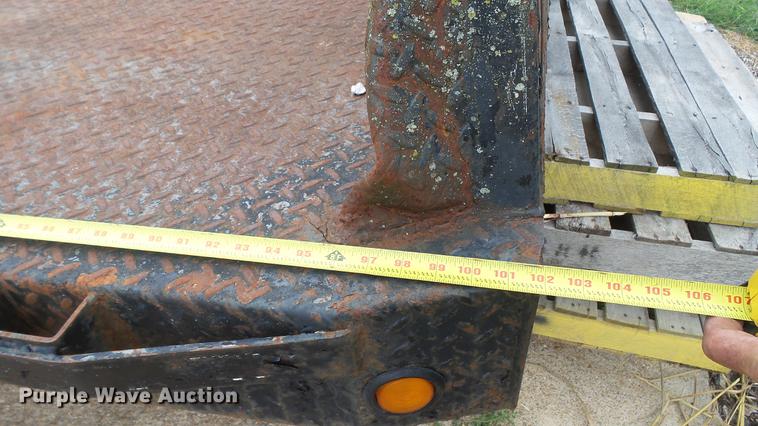 image for item DM9894 2002 Maxwell flatbed