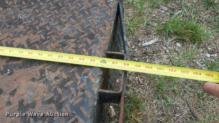 image for item DM9894 2002 Maxwell flatbed