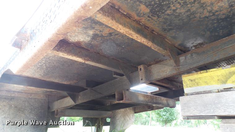 image for item DM9894 2002 Maxwell flatbed