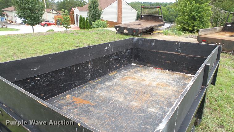 image for item DM9895 2013 Extreme dump trailer