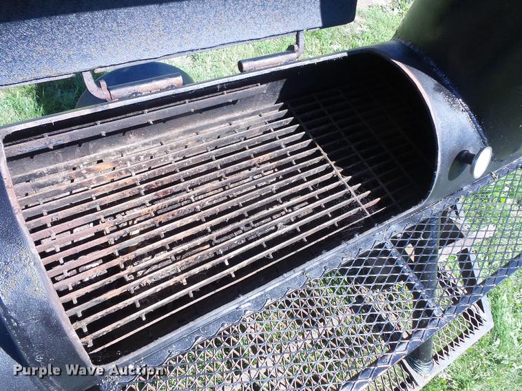 image for item DV9483 Smoker/grill