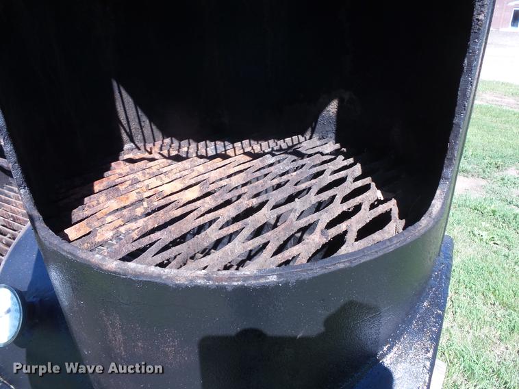 image for item DV9483 Smoker/grill