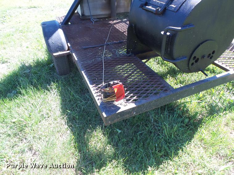 image for item DV9483 Smoker/grill