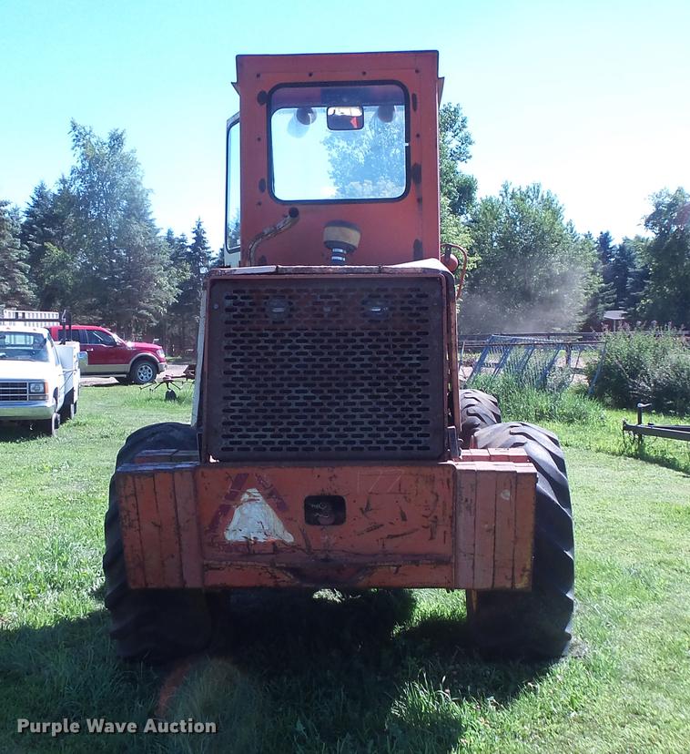 image for item DV9484 Eaton 1500 wheel loader