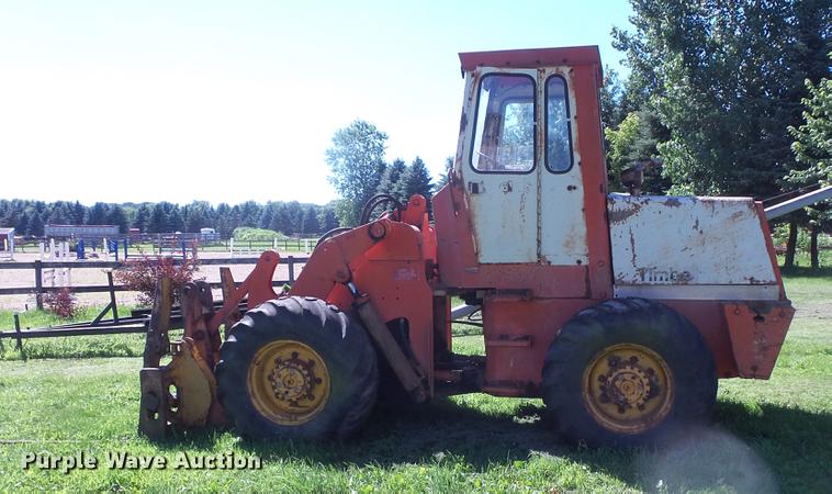 image for item DV9484 Eaton 1500 wheel loader