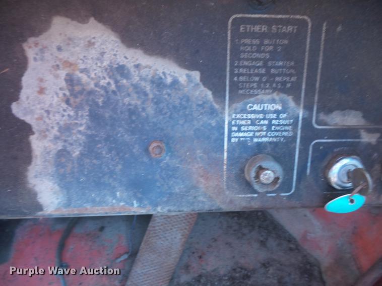 image for item DV9484 Eaton 1500 wheel loader