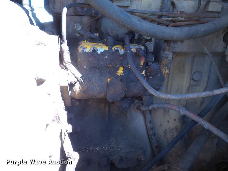 image for item DV9484 Eaton 1500 wheel loader