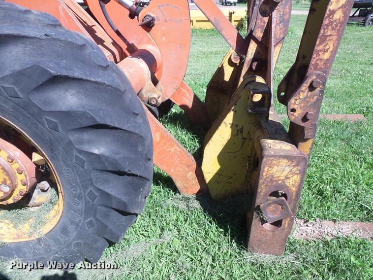 image for item DV9484 Eaton 1500 wheel loader
