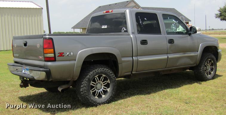 image for item DW9275 2007 GMC Sierra 1500 Crew Cab pickup truck
