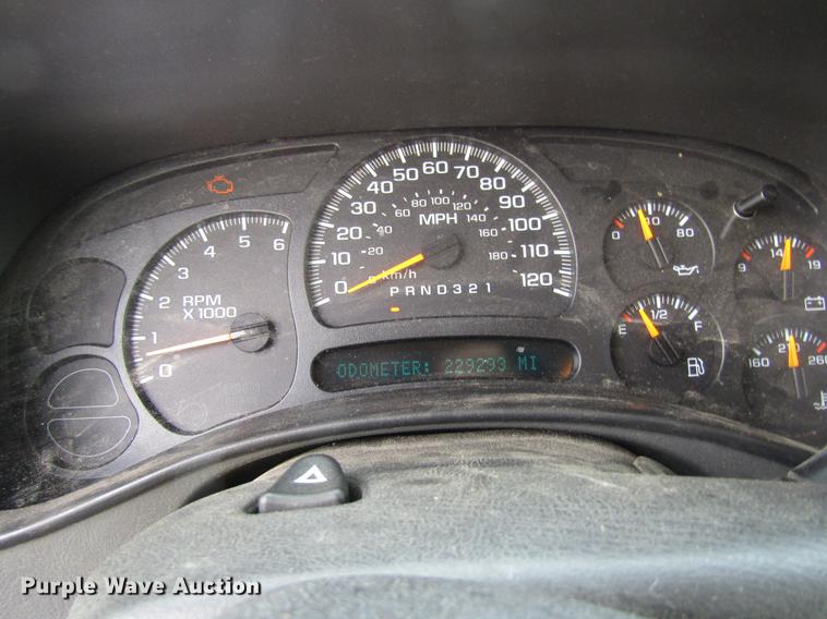 image for item DW9275 2007 GMC Sierra 1500 Crew Cab pickup truck