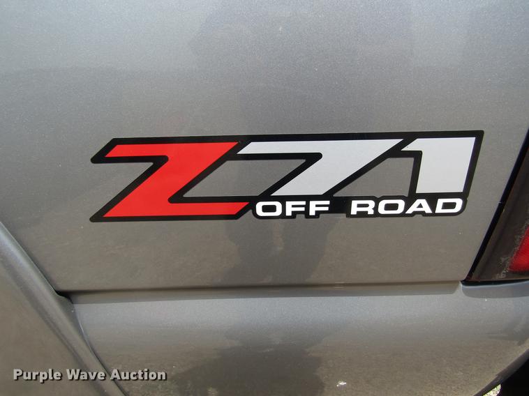 image for item DW9275 2007 GMC Sierra 1500 Crew Cab pickup truck