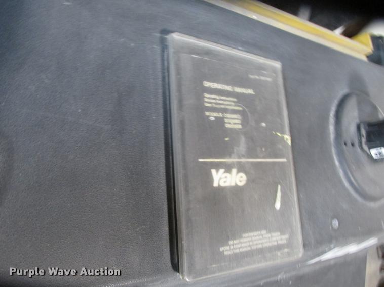 image for item DX9448 Yale C826N01933 forklift