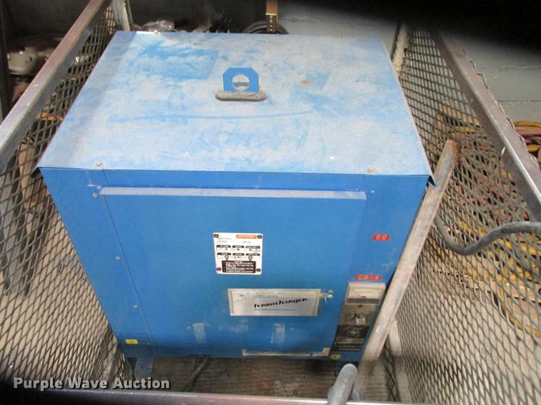 image for item DX9448 Yale C826N01933 forklift