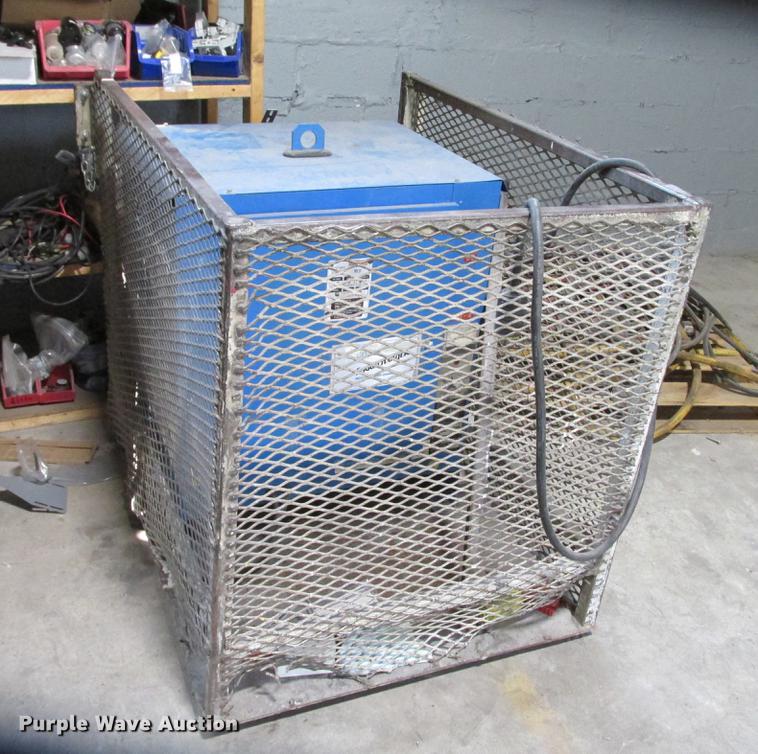 image for item DX9448 Yale C826N01933 forklift