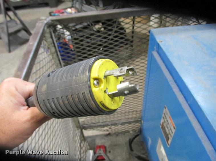 image for item DX9448 Yale C826N01933 forklift