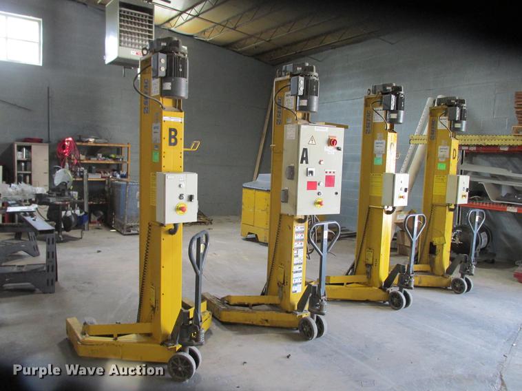 image for item DX9449 2002 Sefac 1200M65 auto column lift